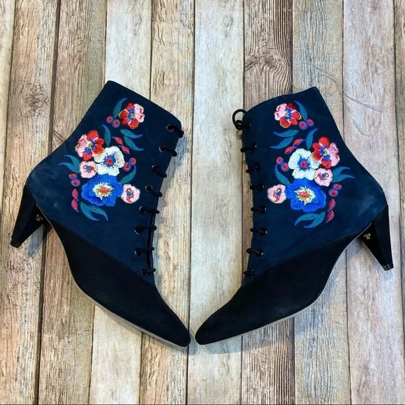 Tory Burch Cassidy Floral Embroidery Pointy Toe Boot, Size 8 M - Black